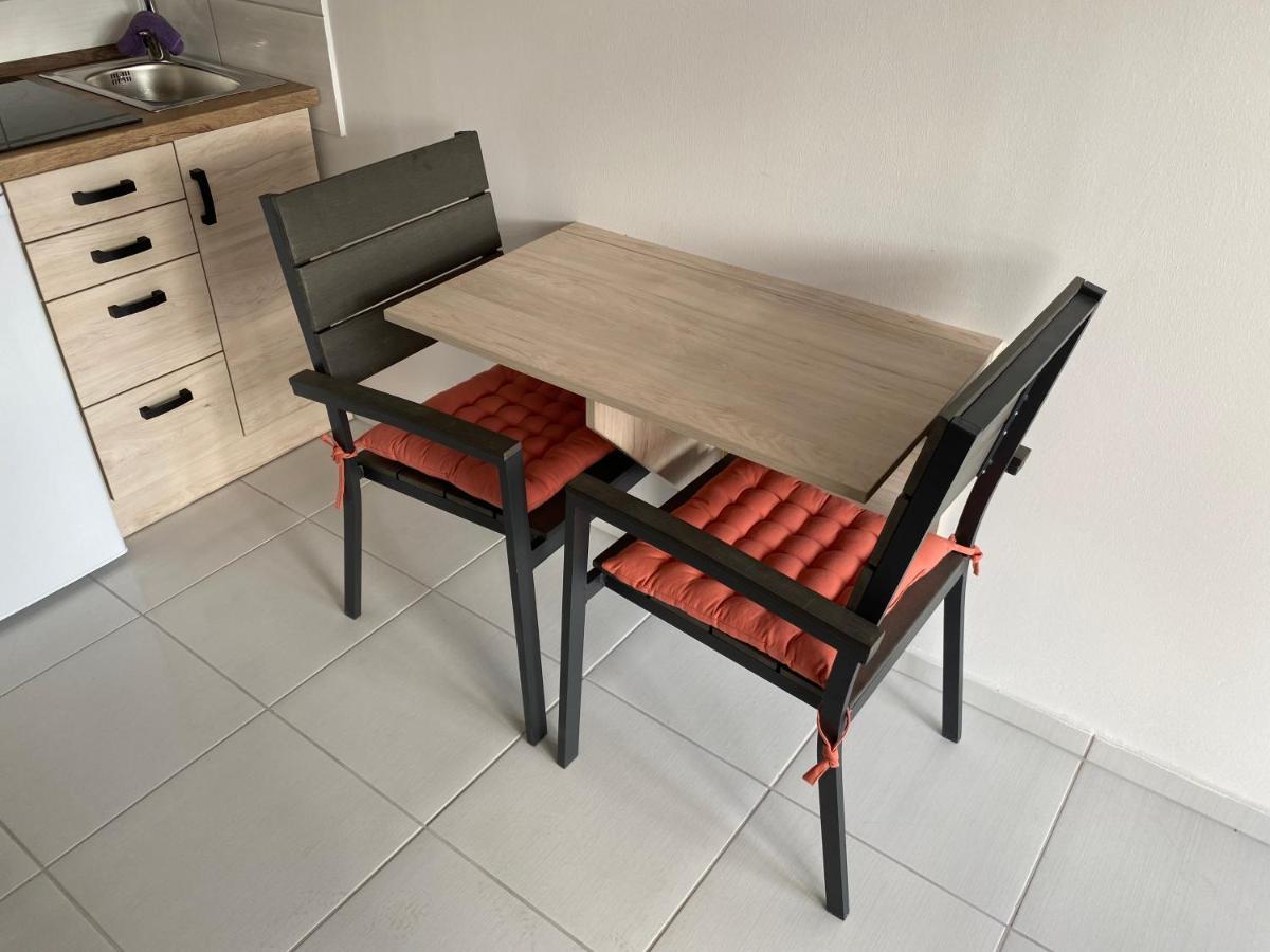Zitalaka Apartment Igal Bagian luar foto